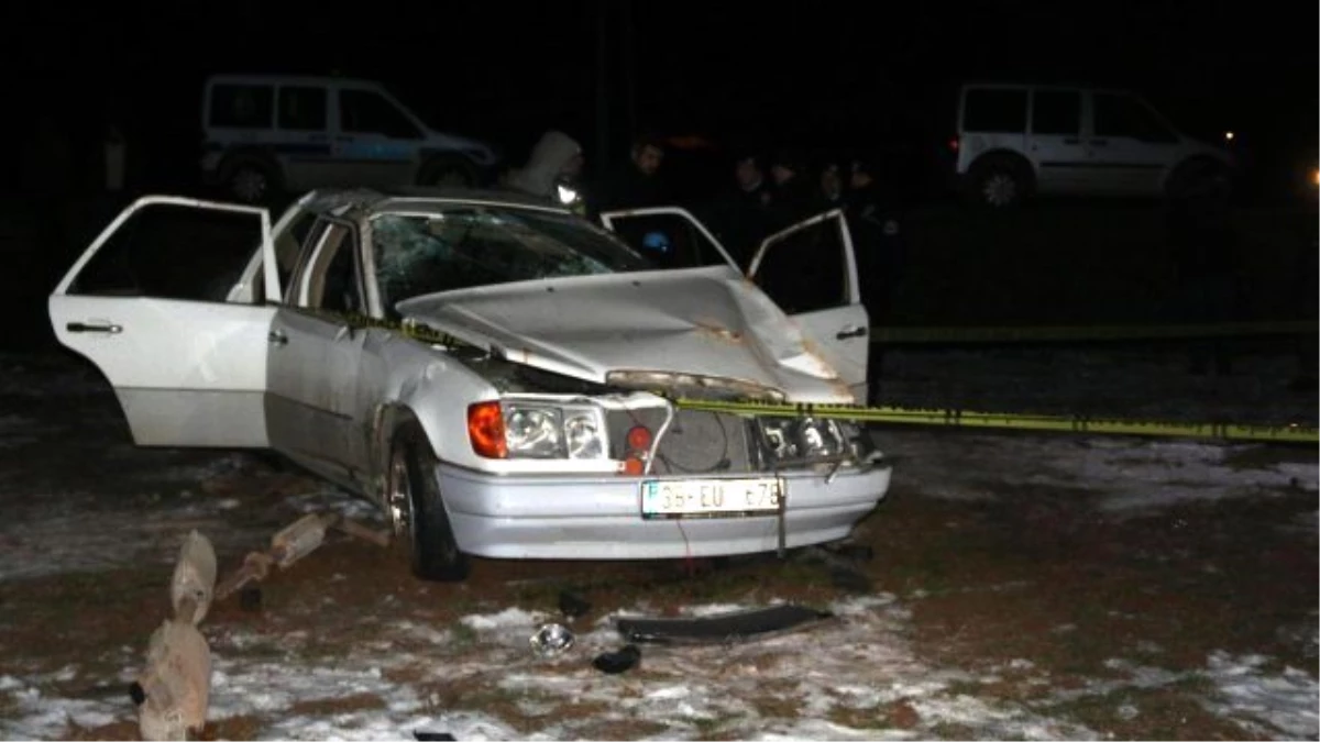 Sivas\'ta Otomobil Takla Attı: 1 Ölü, 1 Yaralı