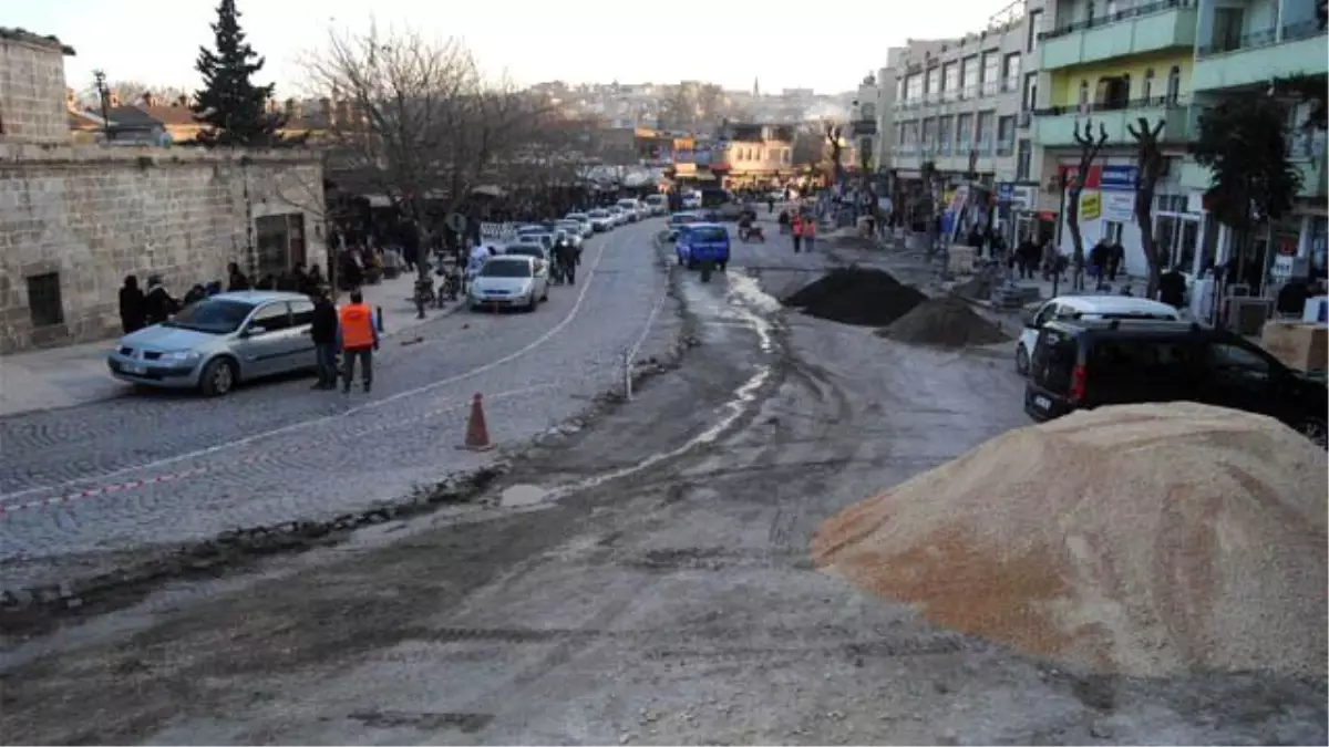 Tarihi Bölgelere Doğalgaz Döşeniyor