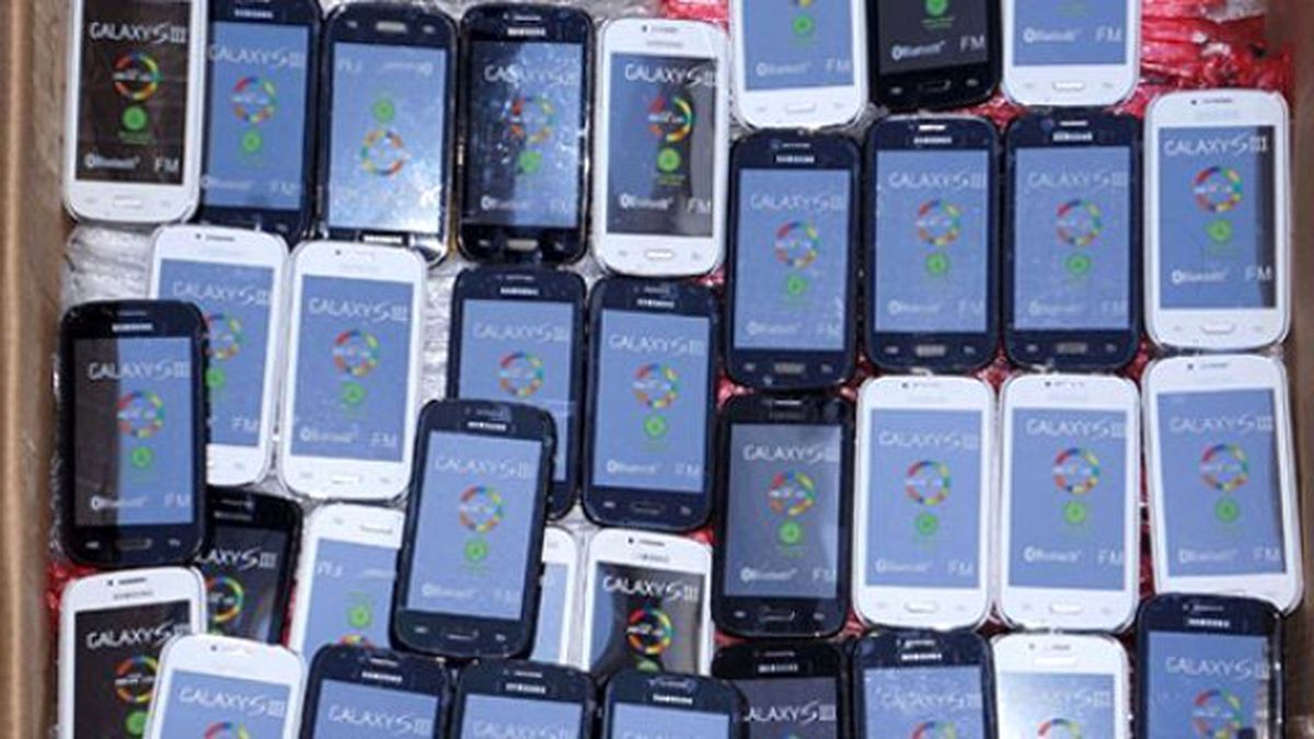 Bolu\'da Kaçak Cep Telefonu Operasyonu