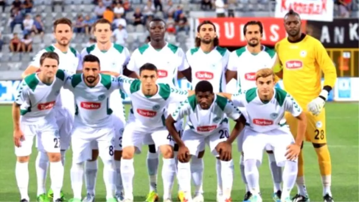 Torku Konyaspor\'un Savunması "Alarm" Veriyor