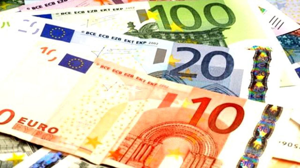 Yunanistan Seçimlerinin Ardından Euro 11 Yılın En Düşüğünde