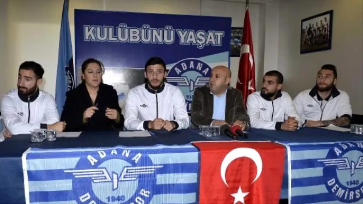 Adana Demirspor\'da 4 İmza