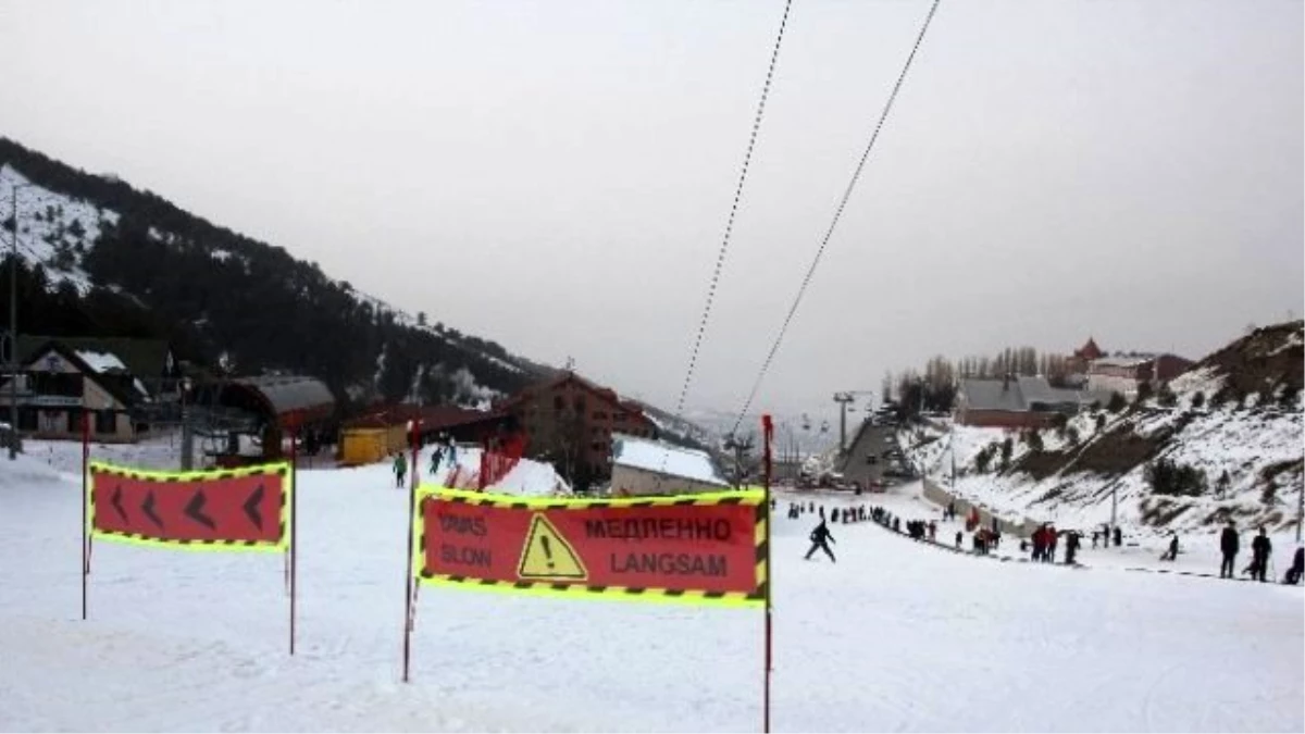 Bursa ve Erzurum\'da Yaşanan Ölümler, Kayak Merkezlerindeki Güvenlik Tedbirlerini Akla Getirdi