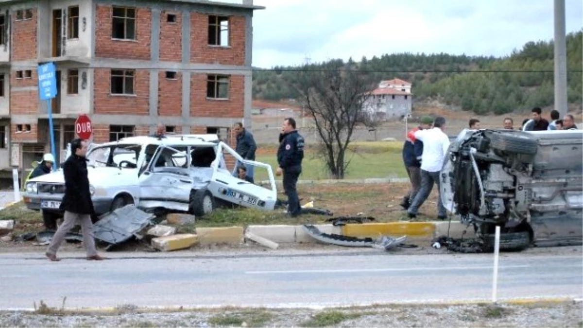 Çivril\'de Kaza: 7 Yaralı
