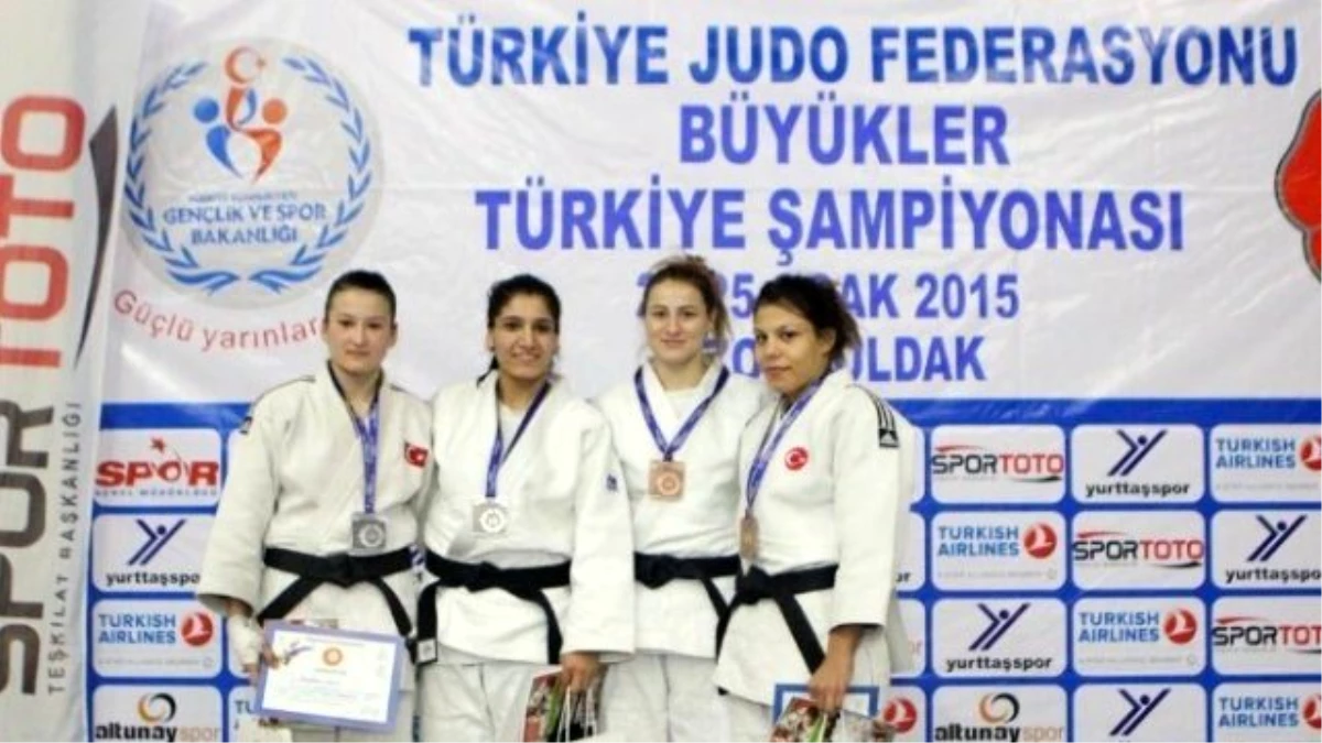 Judoculardan Zonguldak\'ta 2 Bronz Madalya