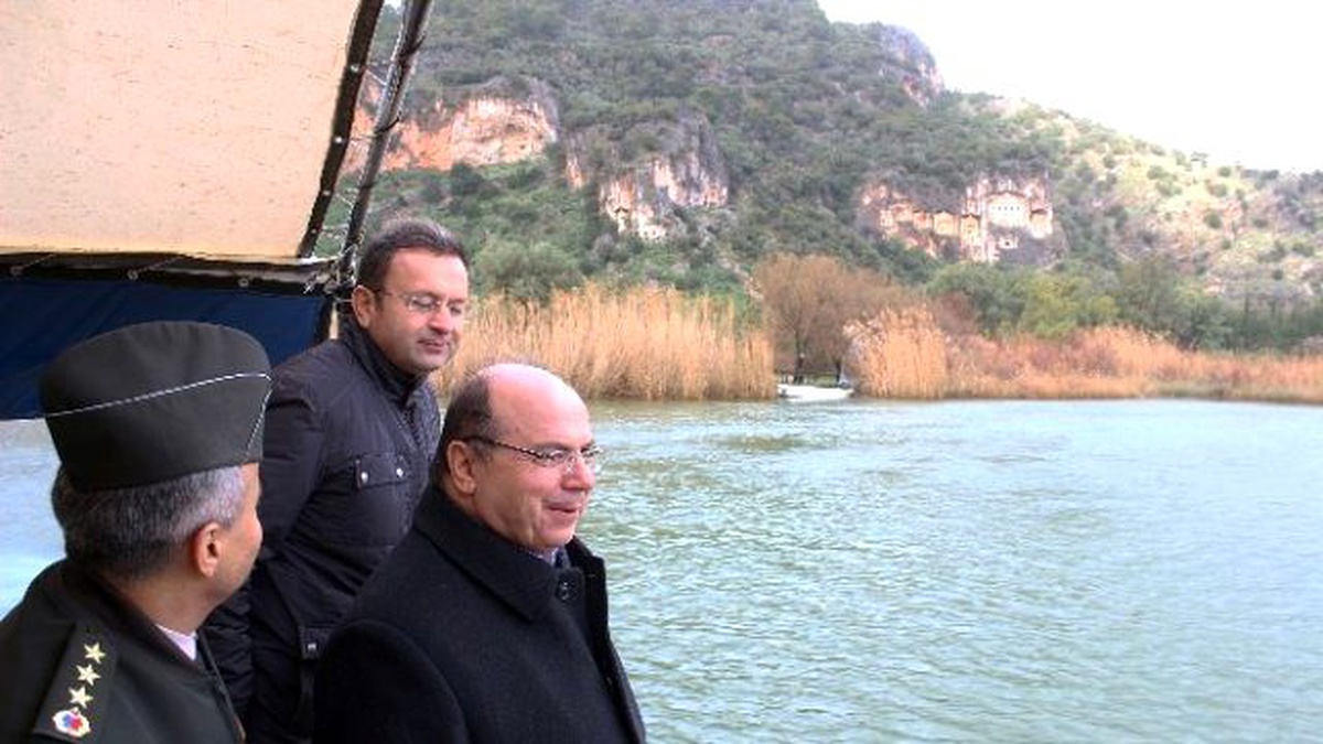 Vali Çiçek: "Turizm Koruyarak da Yapılabilir"