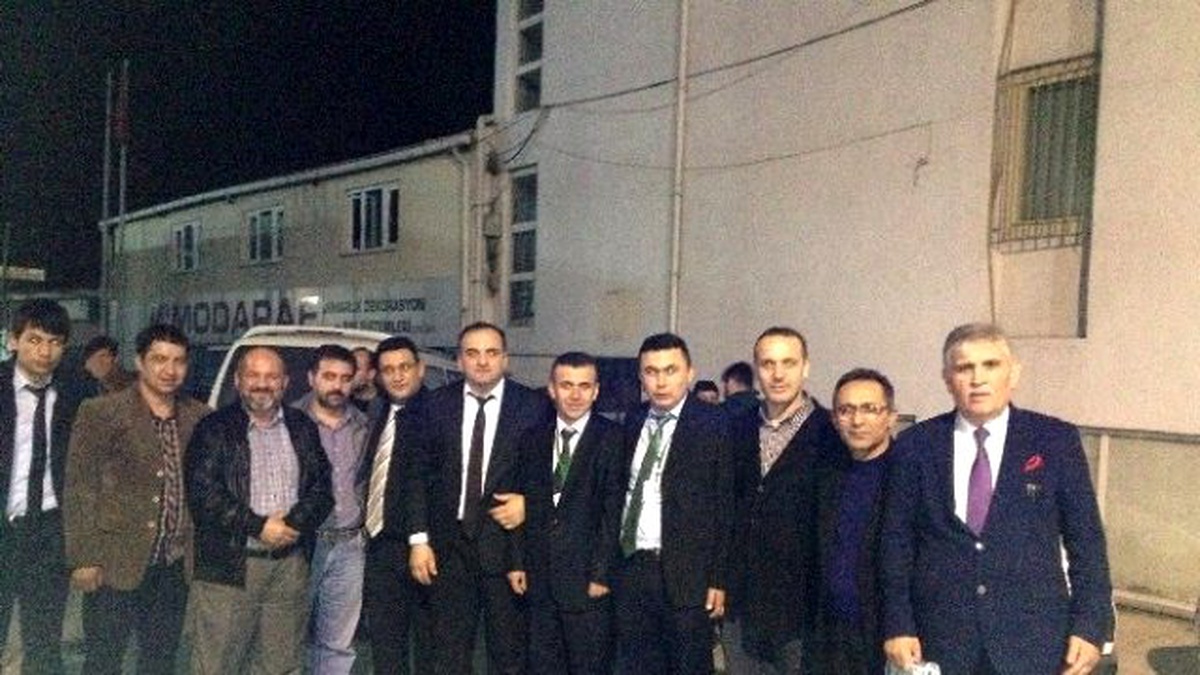 Zonguldaklılar Bursa\'da \'Sevgi Çemberi\' Oluşturdu