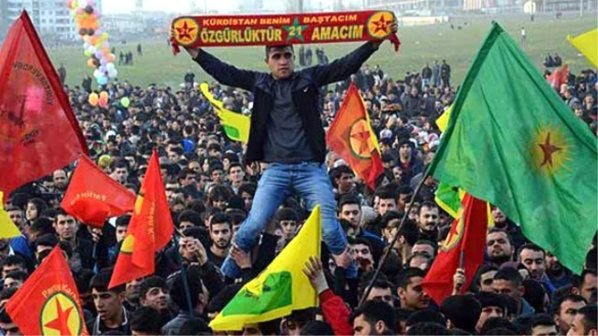 20 Bin Kişinin Katıldığı Kobani Kutlamasında Dikkat Çeken Pankart