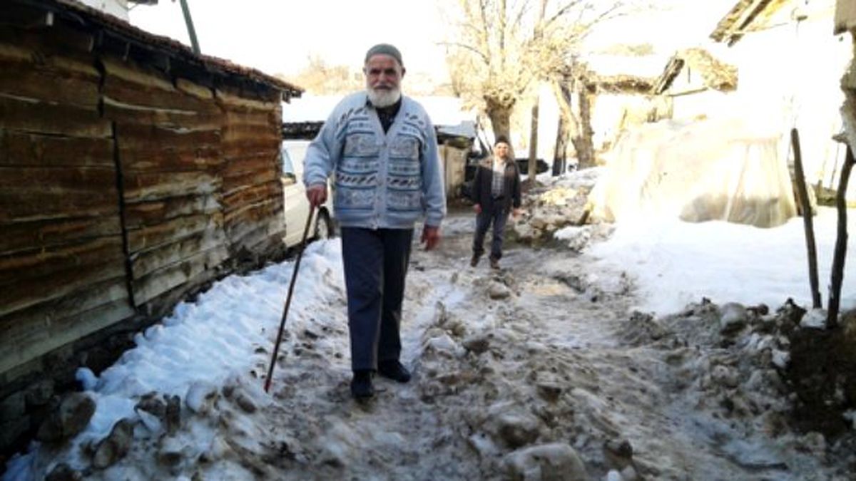 Akçapınar Mahallesinde Kar Çilesi