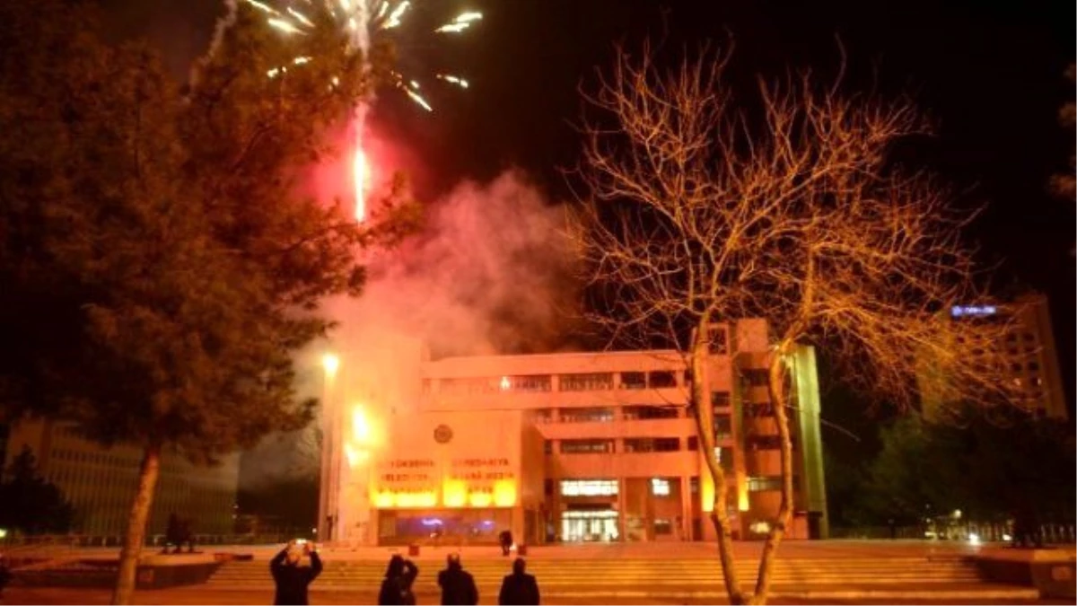 Diyarbakır Büyükşehir Belediyesinden Kobani Kutlaması