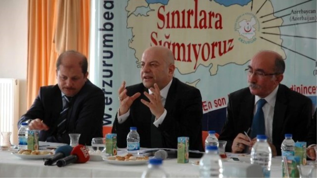 Erzurum Khb Genel Sekreteri Erdoğan, "Türkiye\'de Polikliniklerde Bekleme Süresi 10 Dakika,...