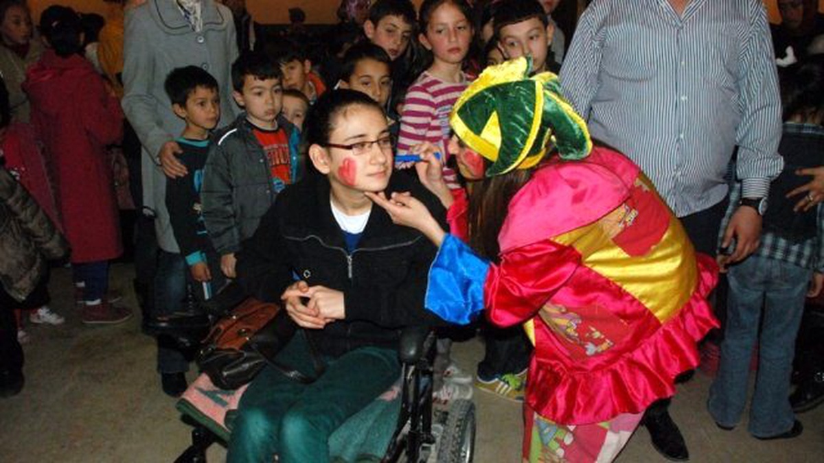 Gediz Belediyesinden Karne Şenliği