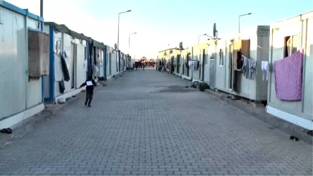 Suriyeli Boksör Gönül Borcunu Boksör Yetiştirerek Ödemek İstiyor