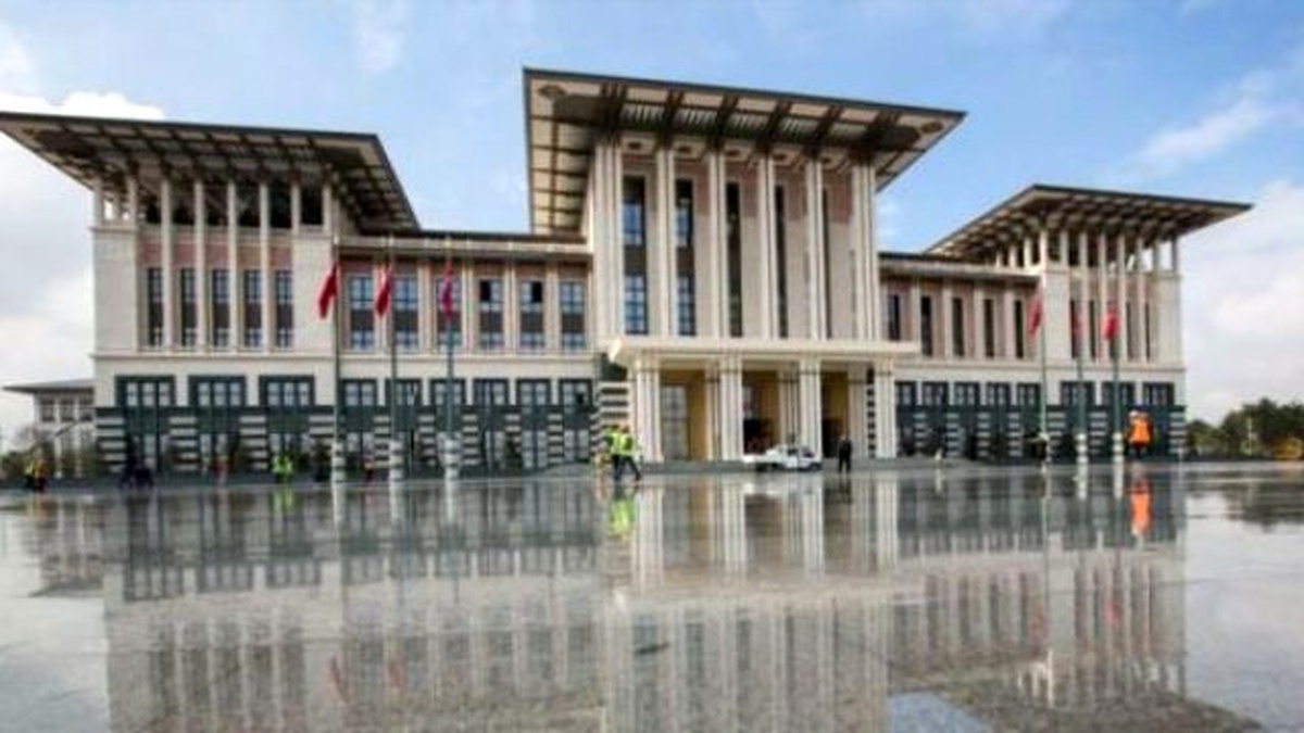 Erdoğan\'dan Cumhurbaşkanlığı Sarayında Öğle Yemeği