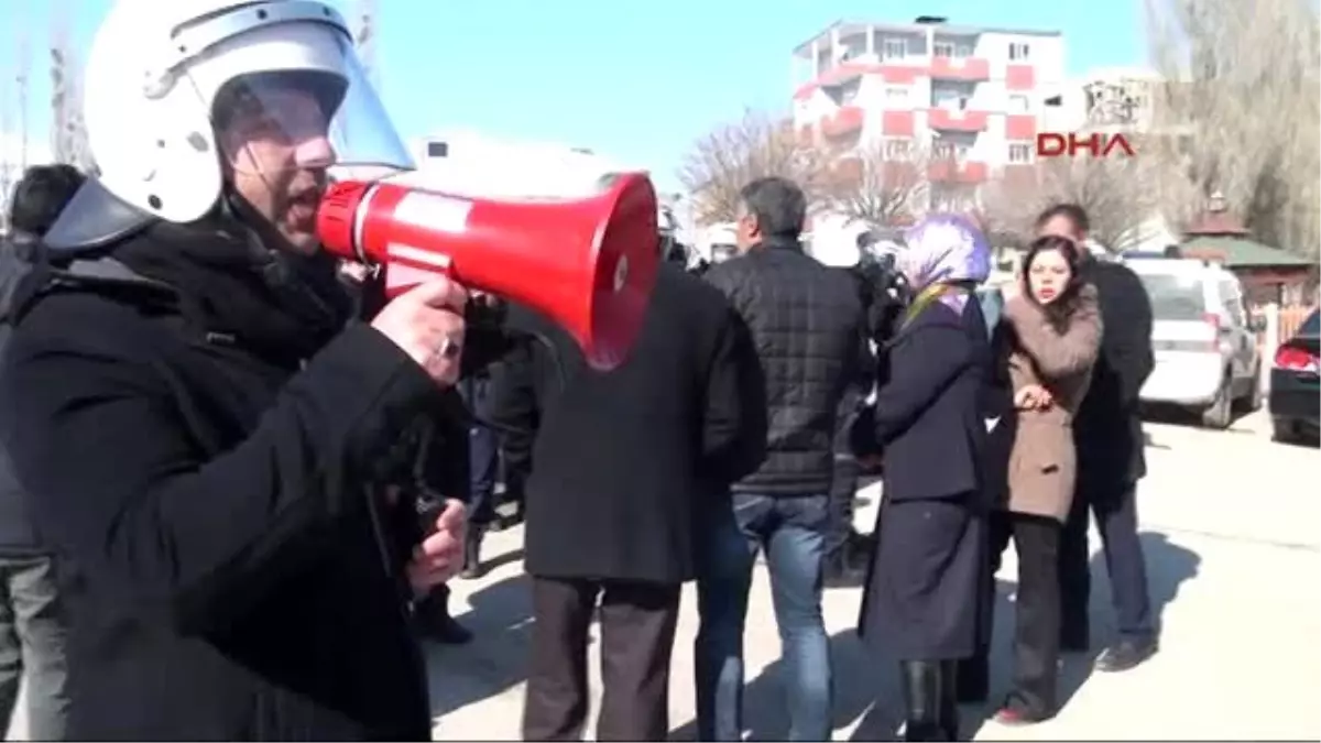 Muradiye? de Kobani Gerginliği