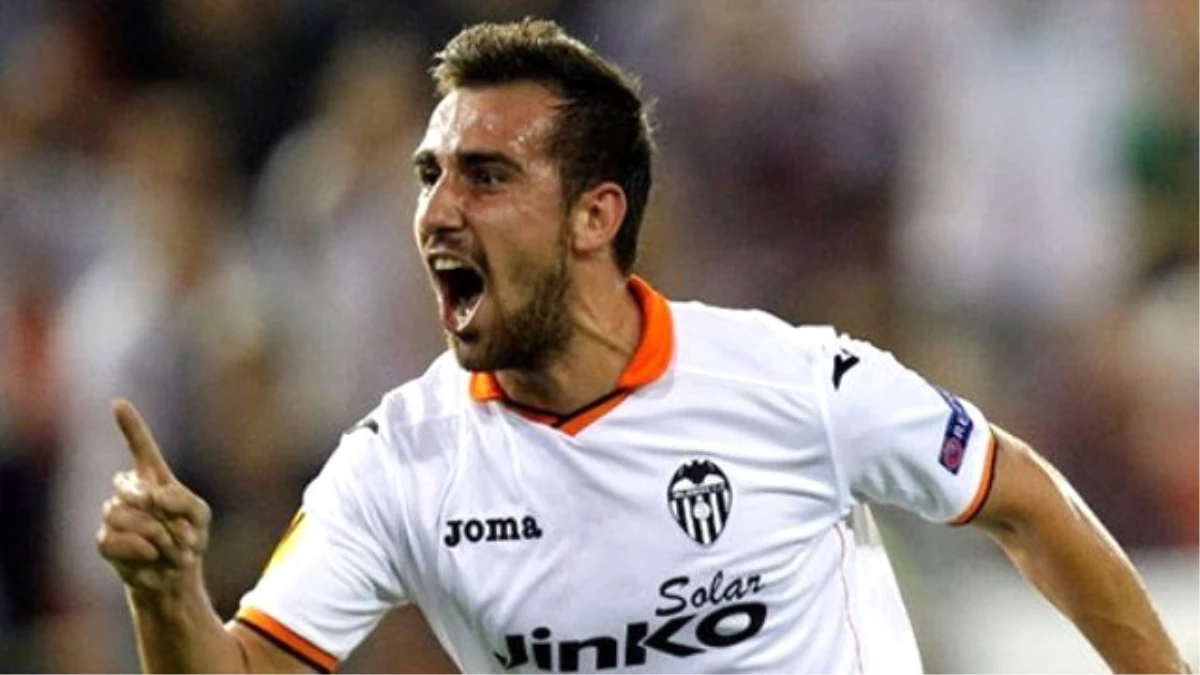 Paco Alcacer, 2020\'ye Kadar Valencia\'da