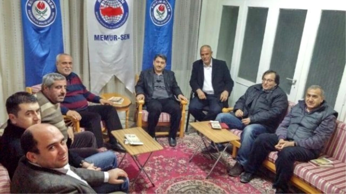 AK Parti Milletvekili Aday Adayı Merkepçioğlu\'ndan Memur-Sen\'e Ziyaret