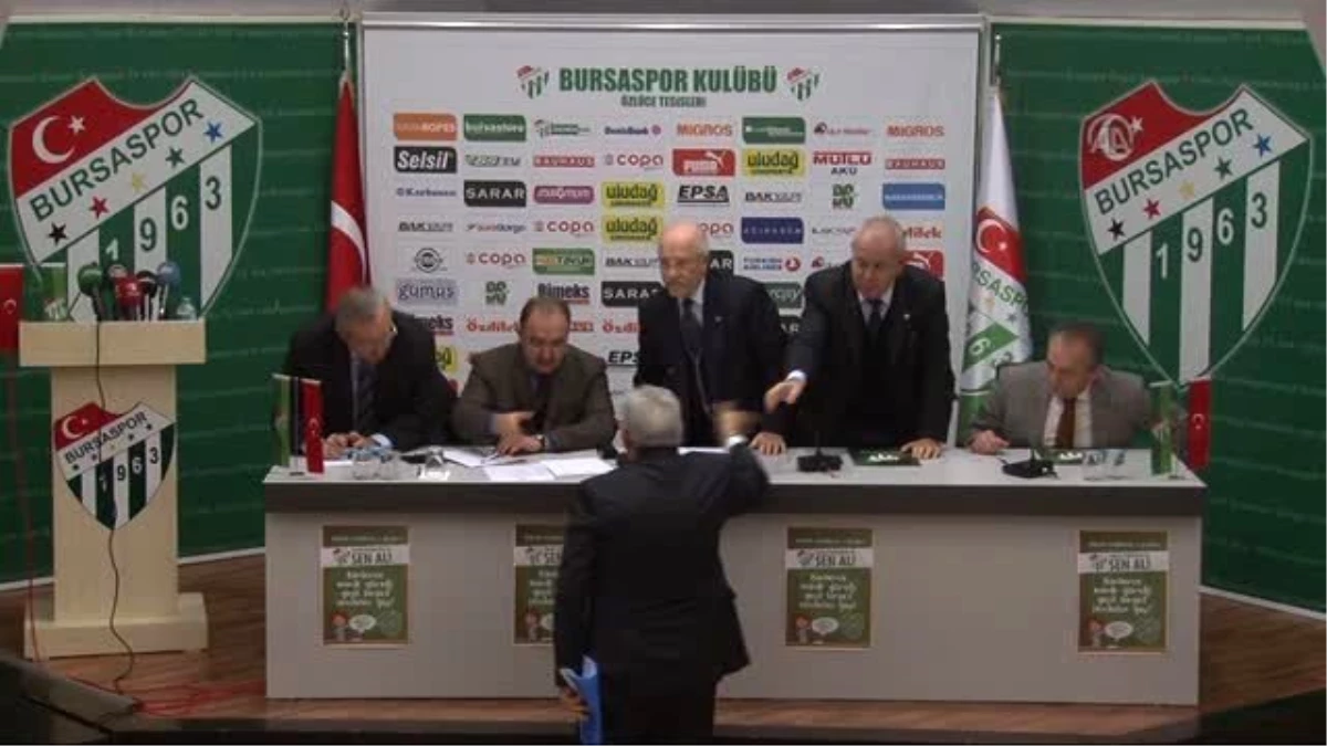 Bölükbaşı: "Bursaspor\'da Satılık Futbolcu Yok ve Kesinlikle Futbolcu Satmayacağım"