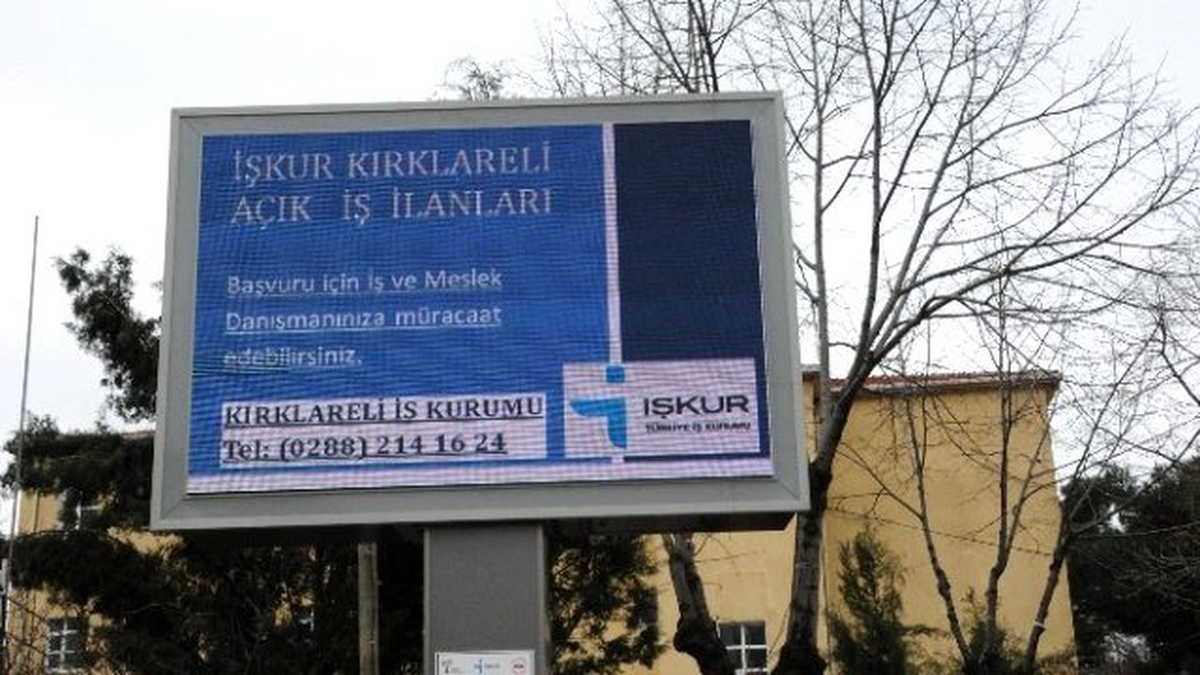 İşkur\'un İş İlanları Kırklareli\'de Led Ekrandan Takip Edilecek