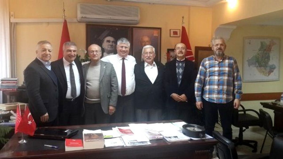 Karşıyaka\'da CHP \'Tek Yürek\' Oldu