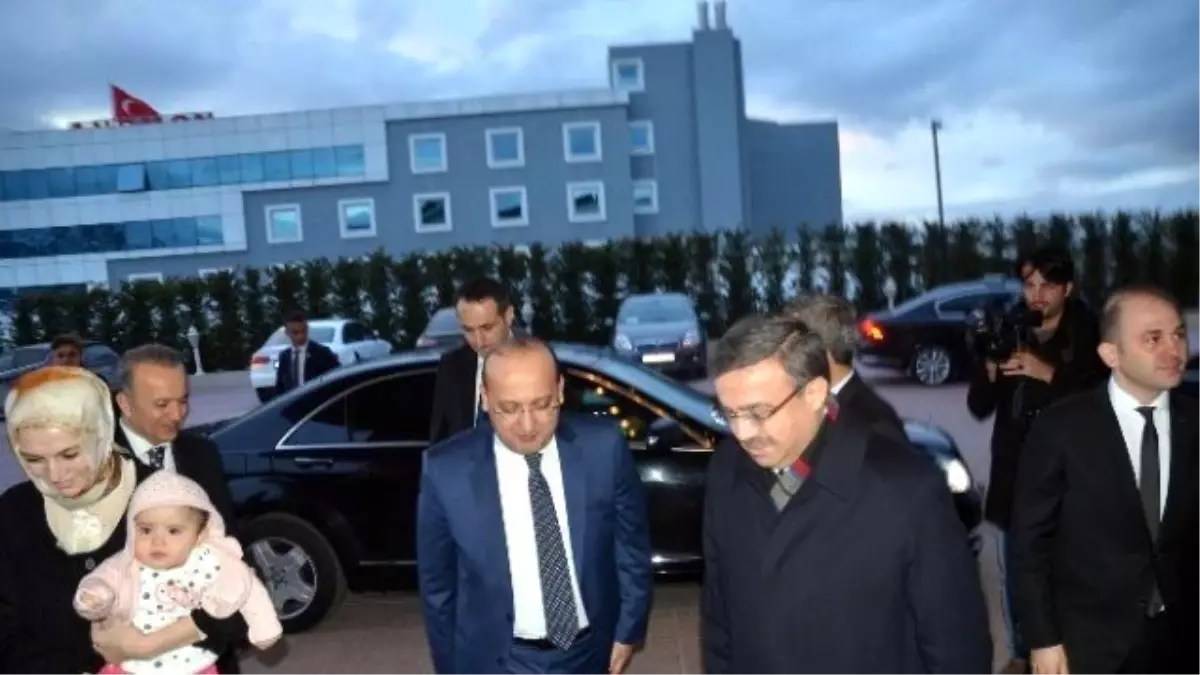 AK Parti "Seçim İstişare" Toplantısı Afyonkarahisar\'da Başladı