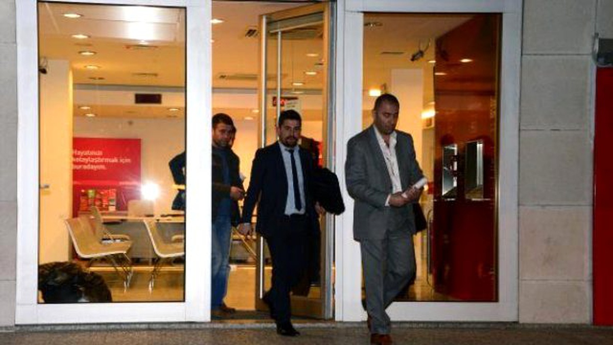 Avukatın Çantasındaki 66 Bin Lira Bankada Çalındı