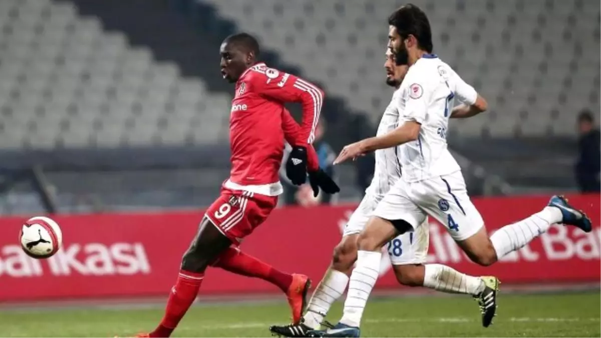 Demba Ba\'dan İlginç Olimpiyat Stadı Yorumu