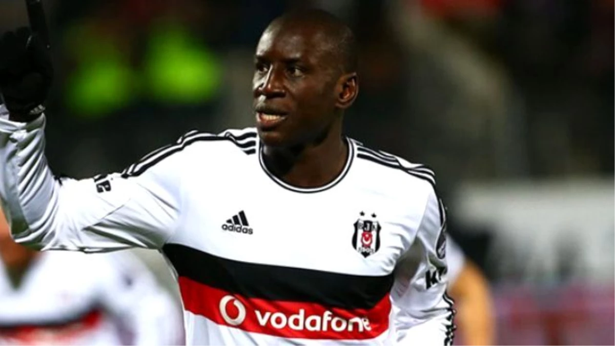 Demba Ba, Sarıyer Maçına Filistin Yazılı Kramponlarıyla Çıktı