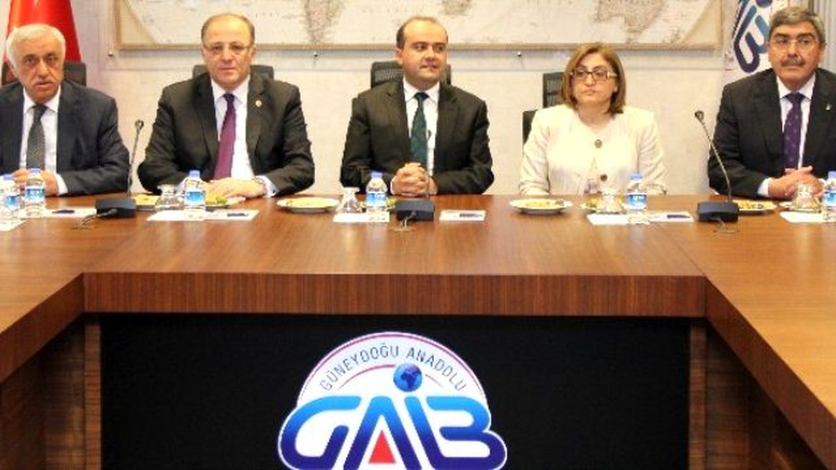 Gümrük ve Ticaret Bakan Yardımcısı Metin, Gaziantep\'te