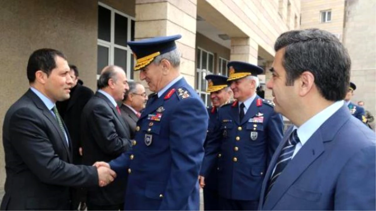 Hava Kuvvetleri Komutanı Orgeneral Öztürk Kayseri\'de