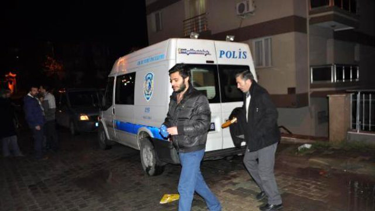 Kalbi ve Karnından Bıçaklanarak Öldürülmüş
