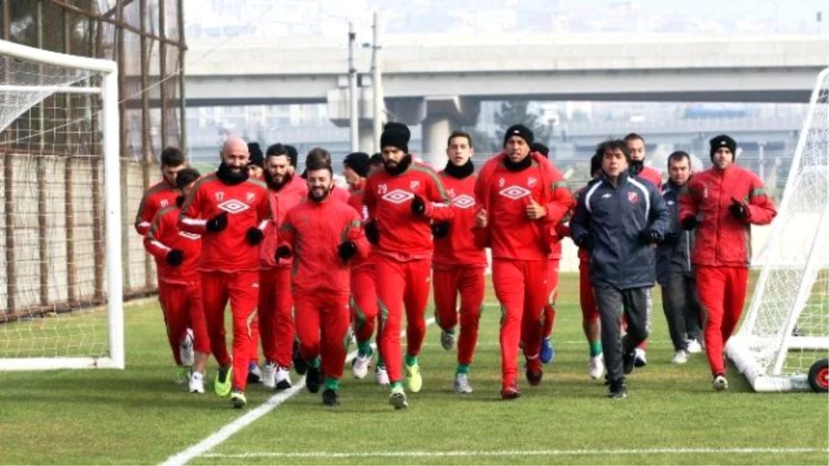 Karşıyaka, Antalyaspor\'a Konuk Olacak