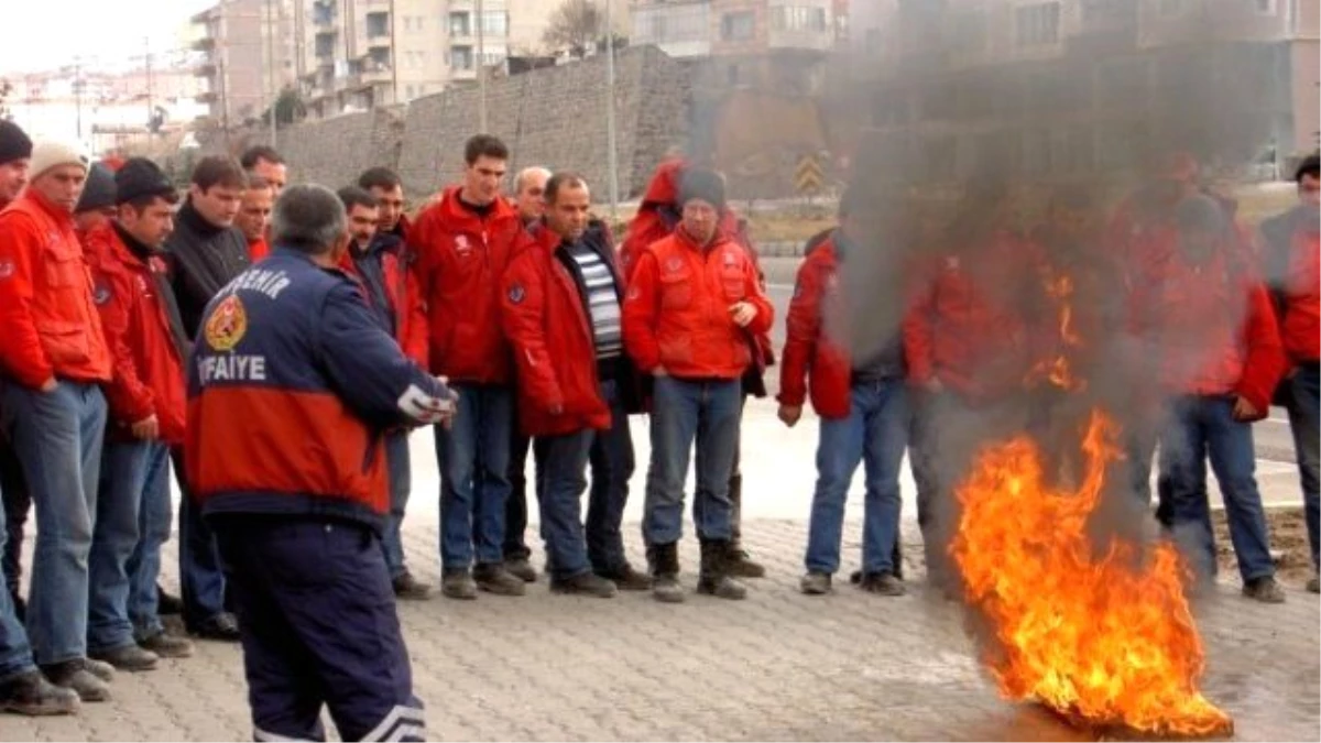 Nevşehir Belediyesi İtfaiyesi Geçen Yıl 93 Yangına Müdahale Etti
