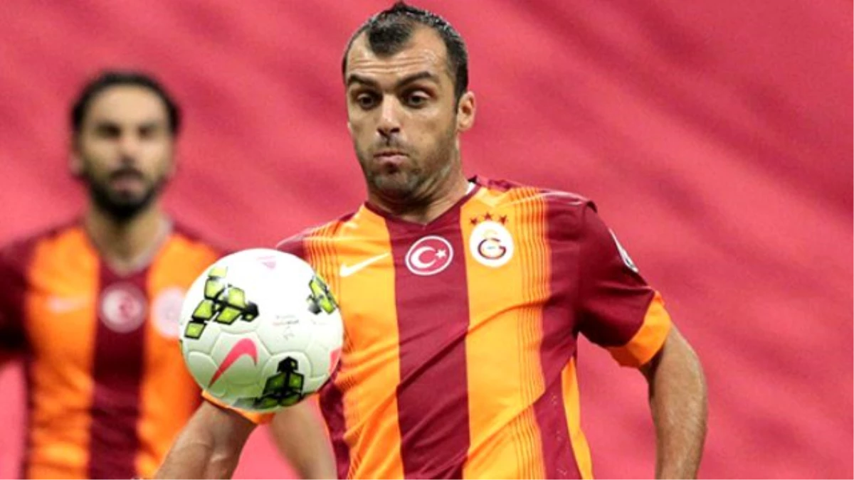 Pandev ve Dzemaili Galatasaray\'da Moralleri Bozdu