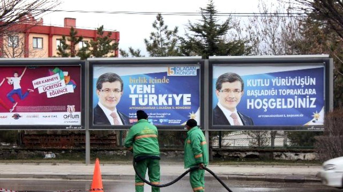 Afyonkarahisar, Başbakan Davutoğlu\'nu Karşılamaya Hazırlanıyor
