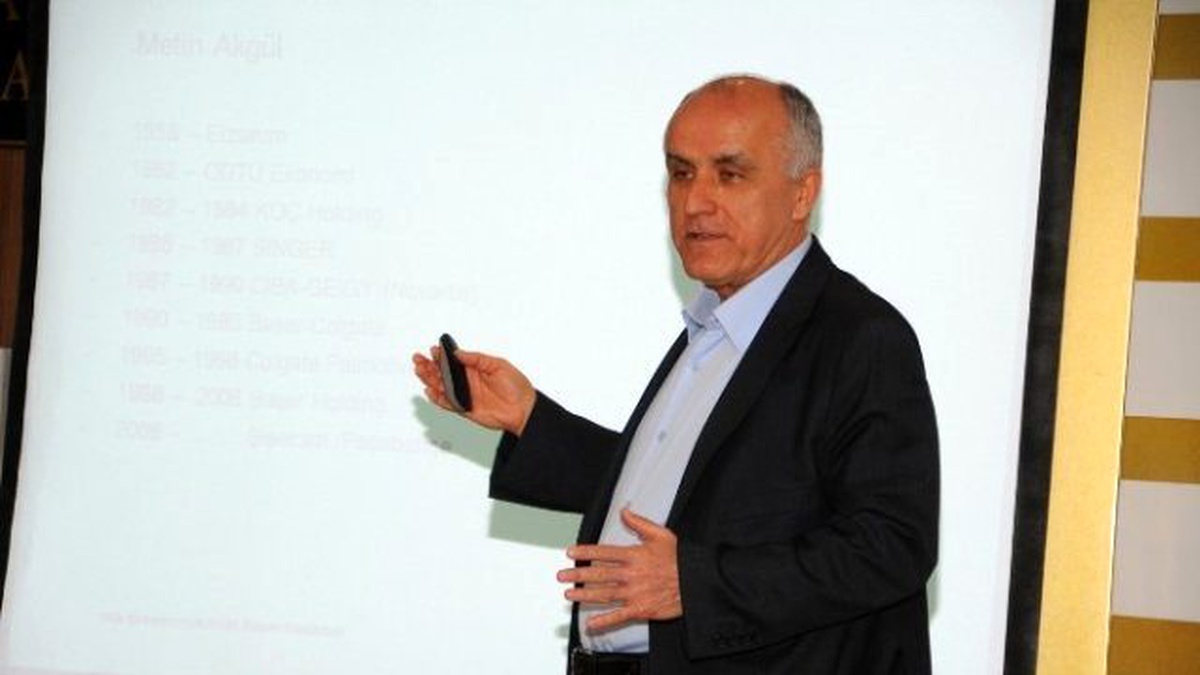 Akgül: "İş Hayatında Zeka İyi Yönetilmeli"
