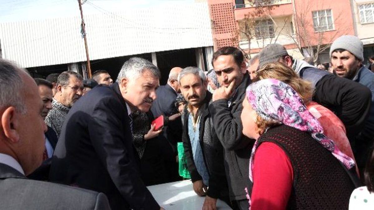 Başkan Karalar, Barış Mahallesinde İncelemelerde Bulundu