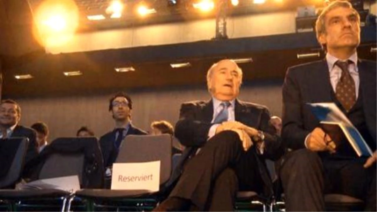 Fıfa: So Will Figo Blatter Stürzen