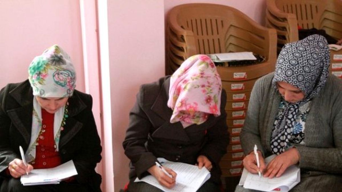 Kadınlar Şiddete Karşı Bilinçlendiriliyor
