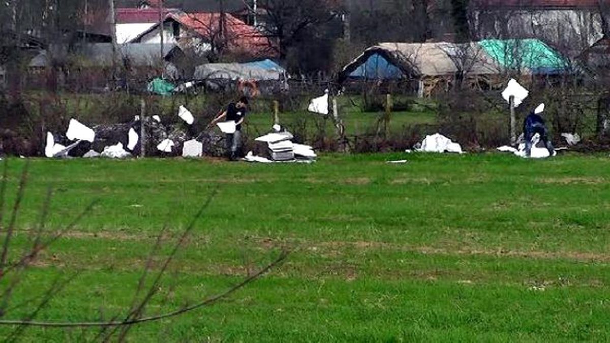 Lodosun Uçurduğu Straforları İşçiler Topladı