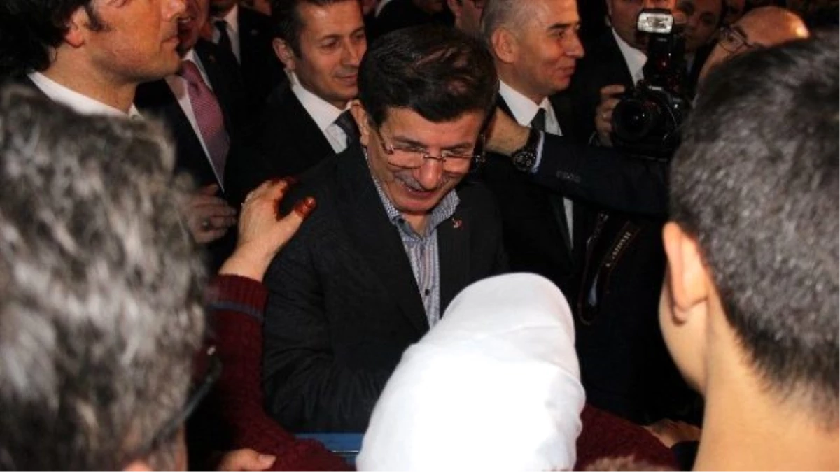 Başbakan Davutoğlu Denizli\'de