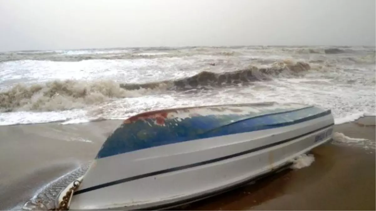 Dünyaca Ünlü Plaj Sular Altında Kaldı