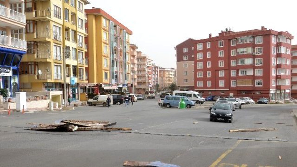 Kuvvetli Lodos Hayatı Olumsuz Etkiliyor
