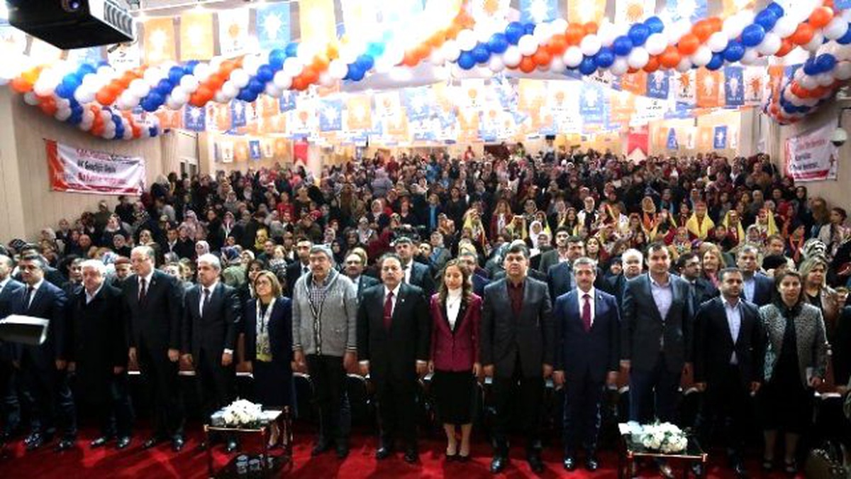Şehitkamil Kadın Kolları Kongresi