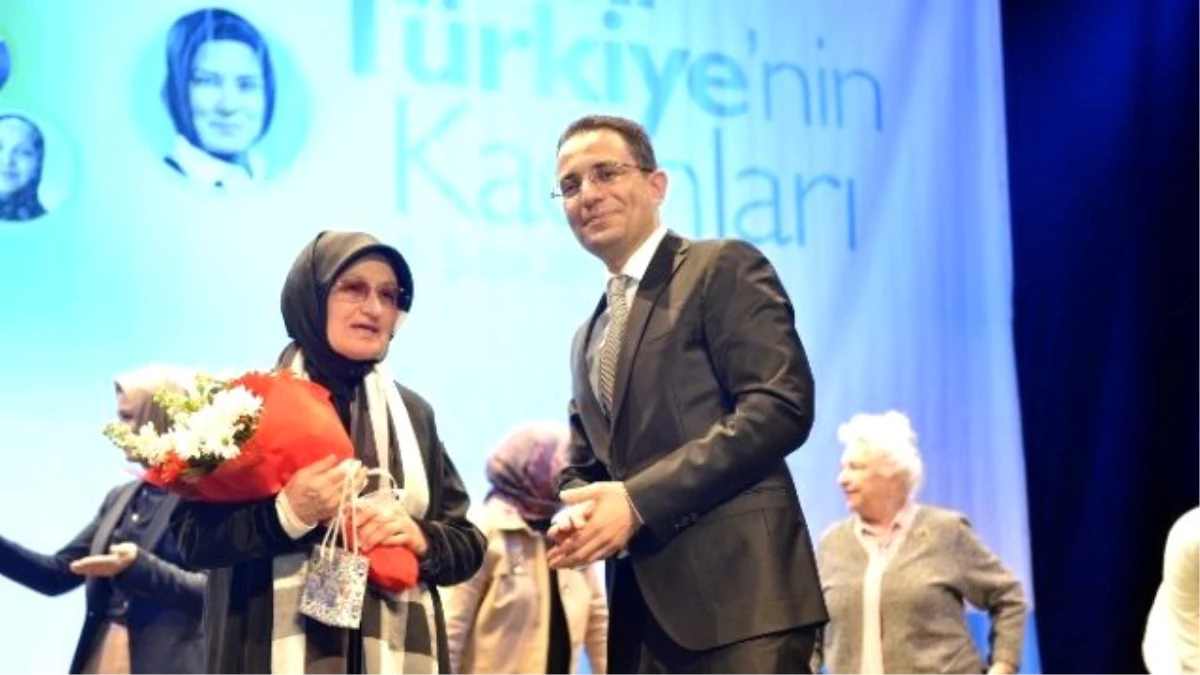 Yeni Türkiye\'nin Kadınları" Üsküdar\'da Bir Araya Geldi