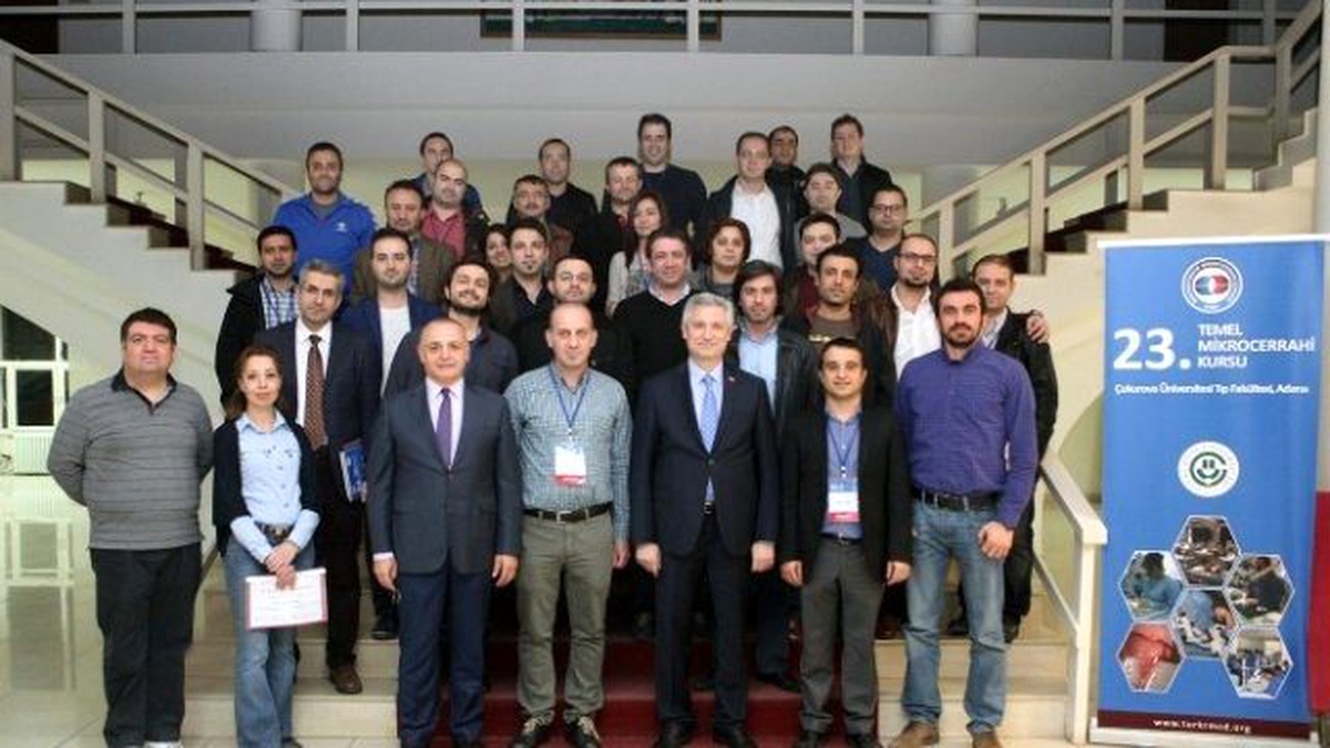 é23. Temel Mikrocerrahi Kursu" Tamamlandı