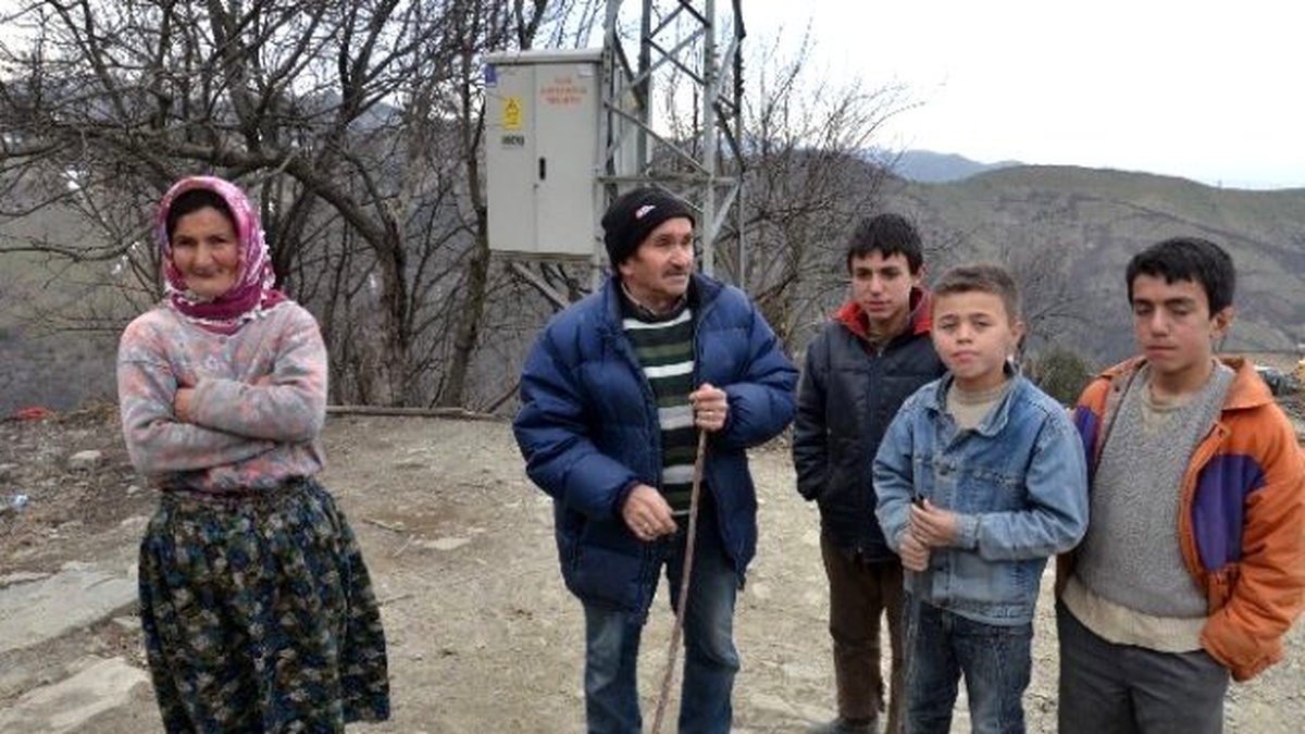 8 Evin Yandığı Yakakent\'te Yaralar Sarılıyor
