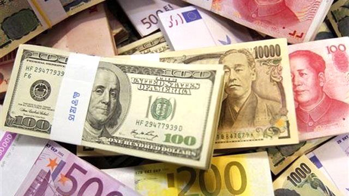 Dolar 2,4420, Avro 2,7600 Liradan Güne Başladı