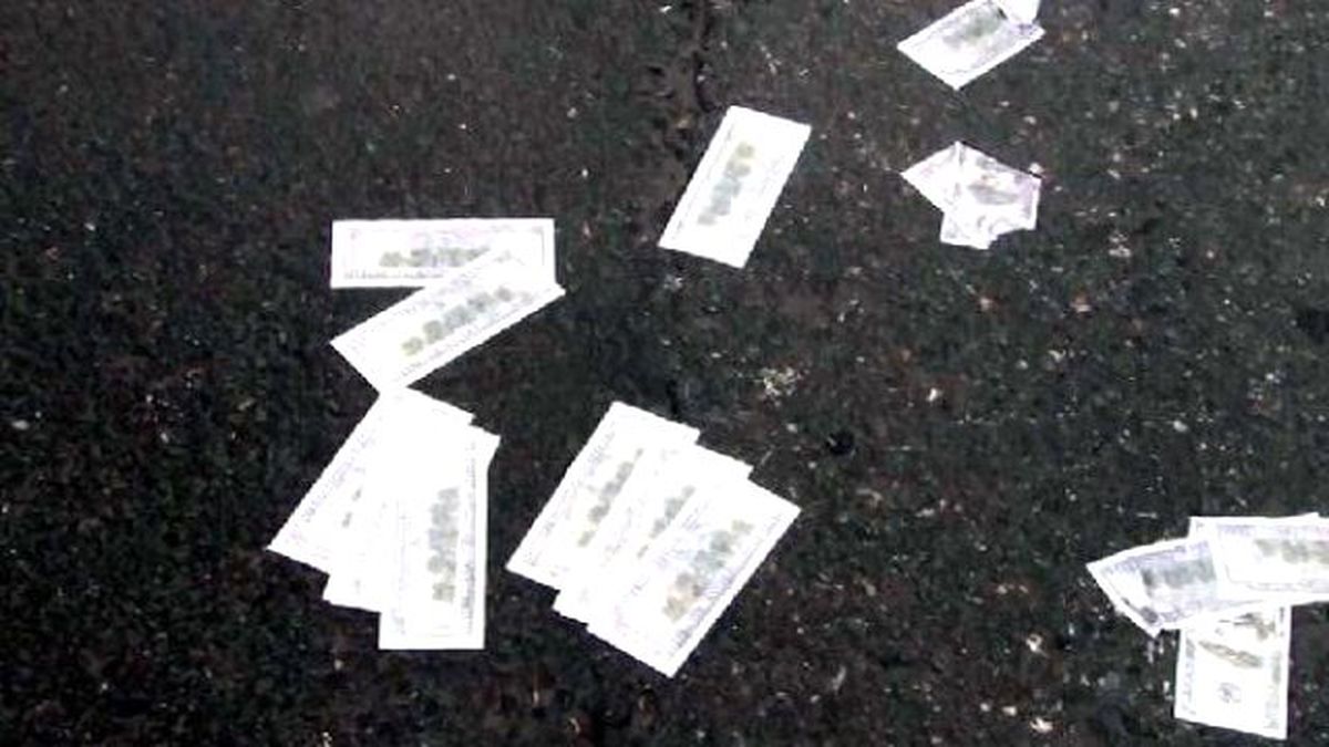 Başbakanlık Ofisi Önünde Sahte Dolarlı Öğrenci Eylemi