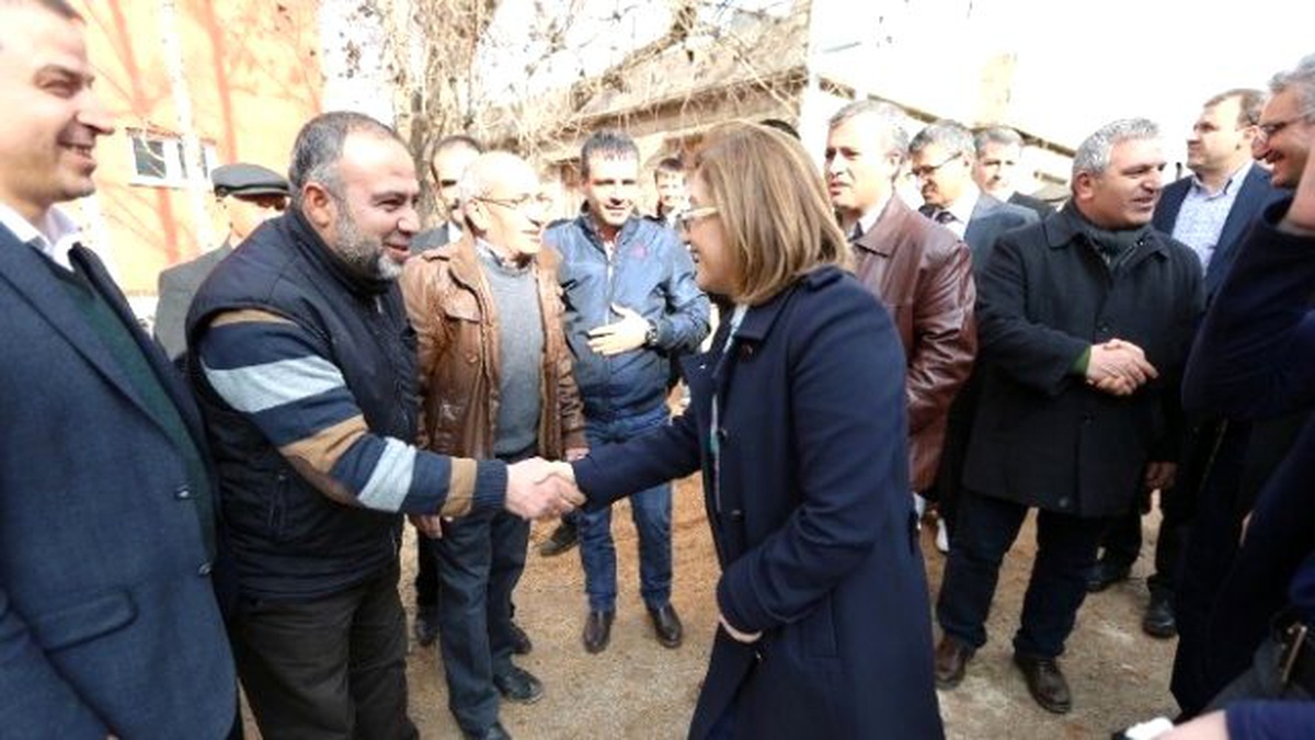 Başkan Şahin, Nizip Çayı Temizleme Çalışmalarını İnceledi